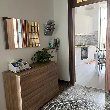 Mary's House アパート サヴォーナ