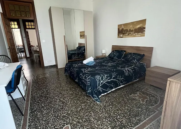 Mary's House アパート